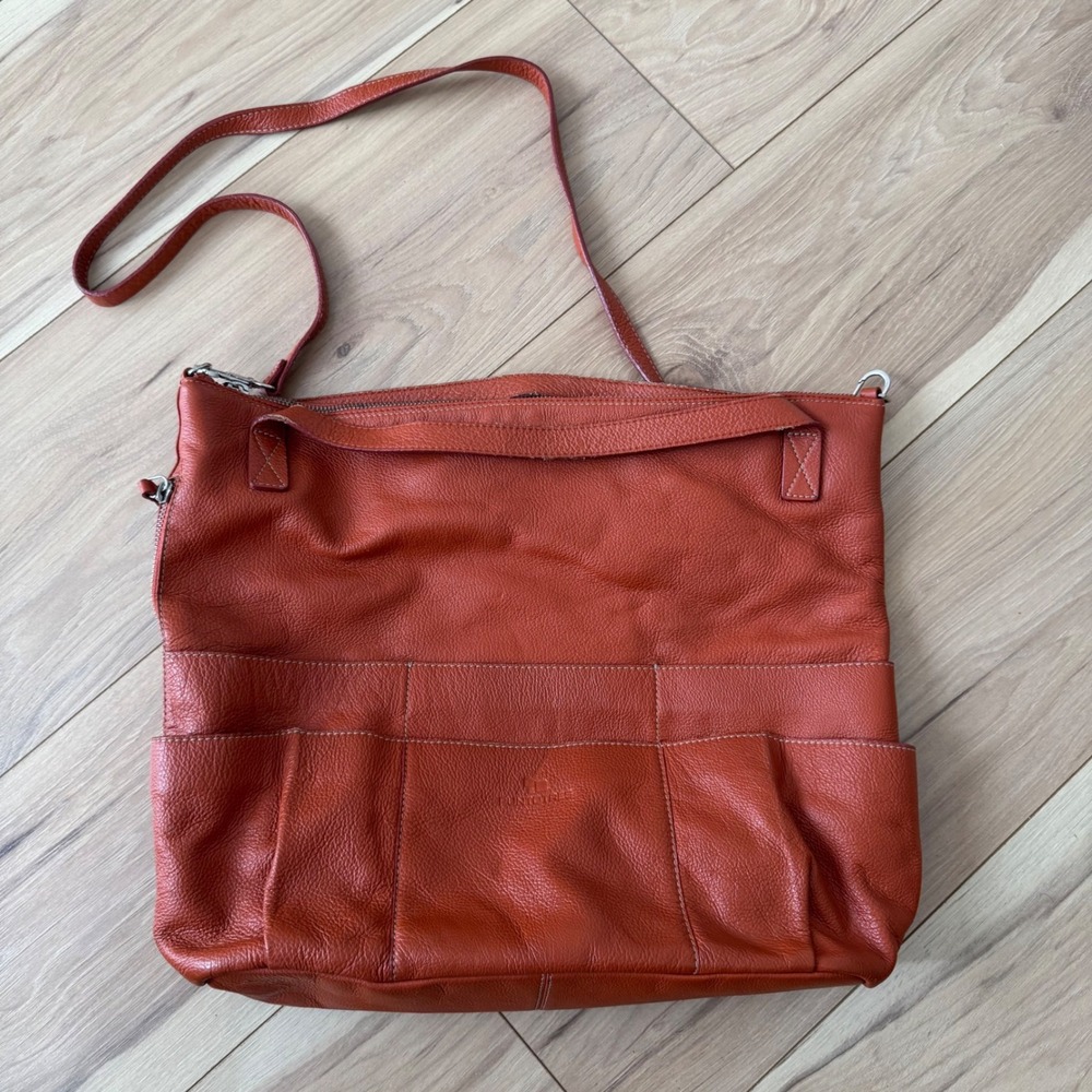 Puntotres Orange Pebbled Leather Crossbody Bag Made in Spain Multi Pocket‎ Large